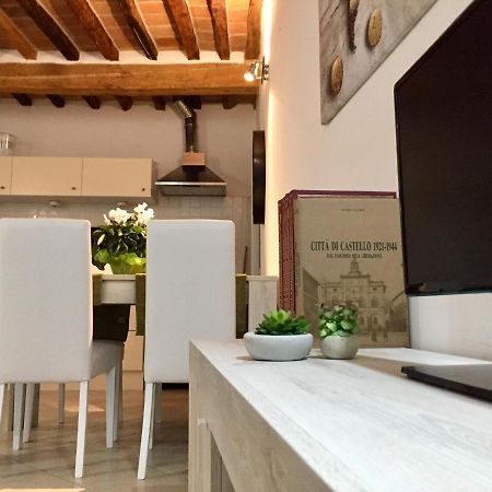 Le Deja Vue Apartment Citta di Castello Bagian luar foto