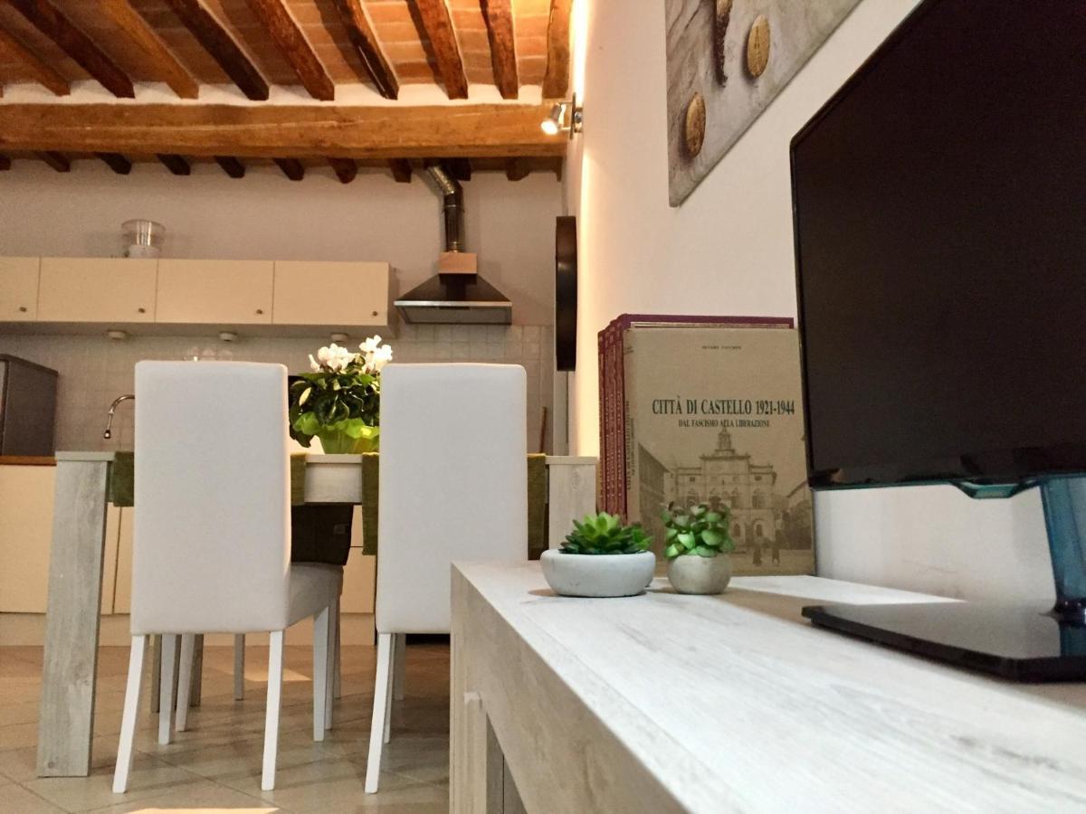 Le Deja Vue Apartment Citta di Castello Bagian luar foto